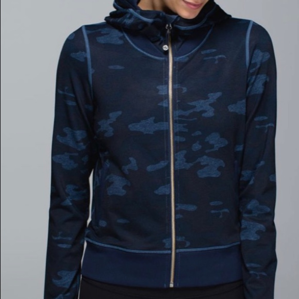 Lululemon Namaskar Hoodie Blue Camouflage size XS